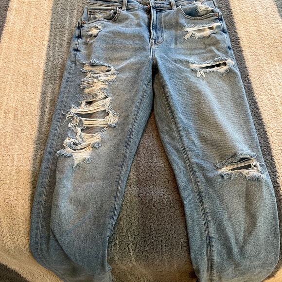 American Eagle Mom Jeans - Picture 3 of 3